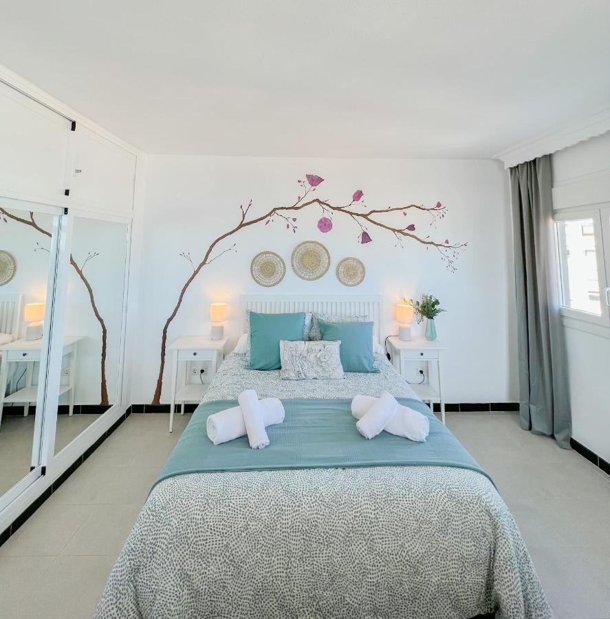 Beautiful Sea Views Apartment Pool & Beach Torremolinos Eksteriør billede