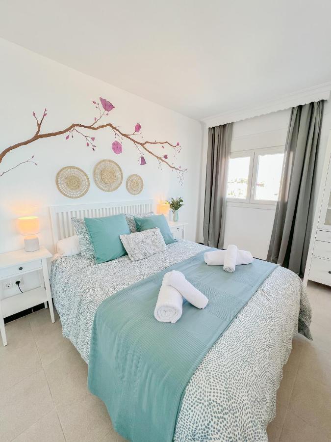 Beautiful Sea Views Apartment Pool & Beach Torremolinos Eksteriør billede